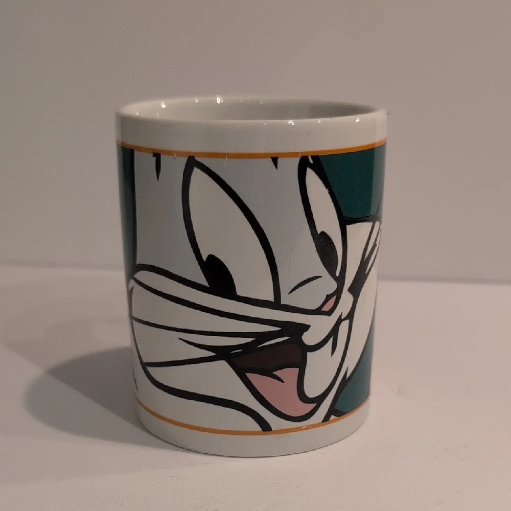 Warner Bros. Bugs Bunny Vintage Coffee Mug